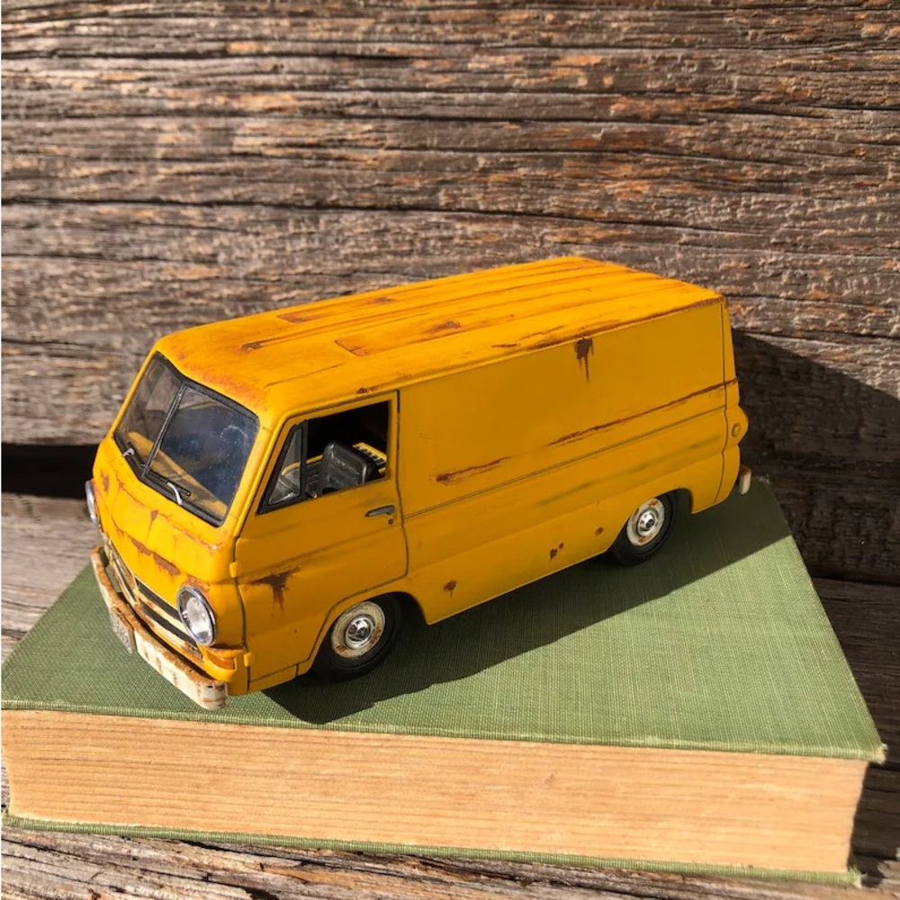 Patina Finished Dodge A100 Van Hippy panel Van 1964 Liberty Classics coin bank💛 - Picture 2 of 11